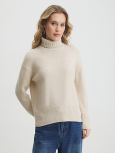 Свитеры и кардиганы Maison David