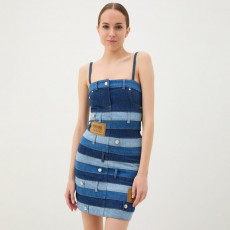 Платья Mo5Ch1No Jeans