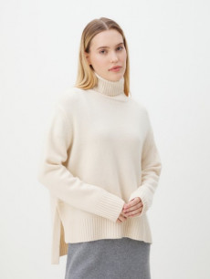 Свитеры и кардиганы Maison David