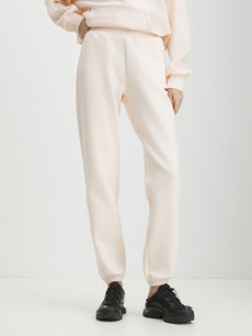 Спортивная одежда Guess