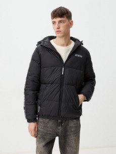 Верхняя одежда Guess