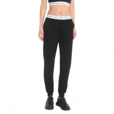 Спортивная одежда Guess